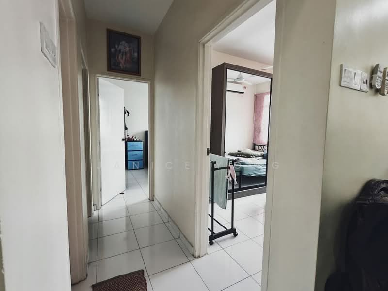 Servis Apartment untuk Dijual di Jentayu Residensi @ Tampoi - Janice Yong - Corridor - PropertyGuru.com.my