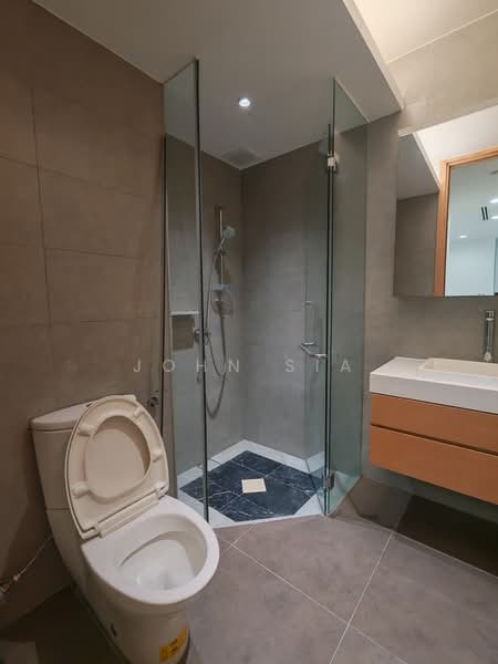 Service Residence for Rent at Pinetree Marina & Resort - John Sia - Bathroom - PropertyGuru.com.my