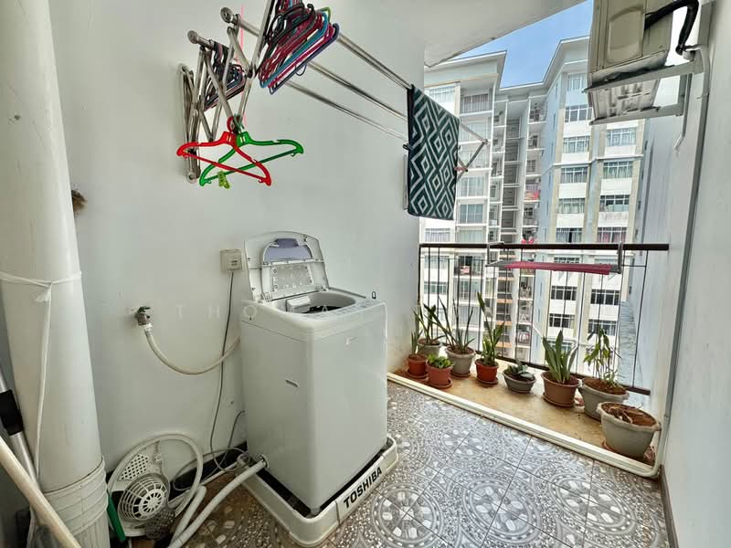 Apartment for Rent at Residensi Bintawa Riverfront (PR1MA @ Bintawa Riverfront) - Thomas Tong - Balcony - PropertyGuru.com.my