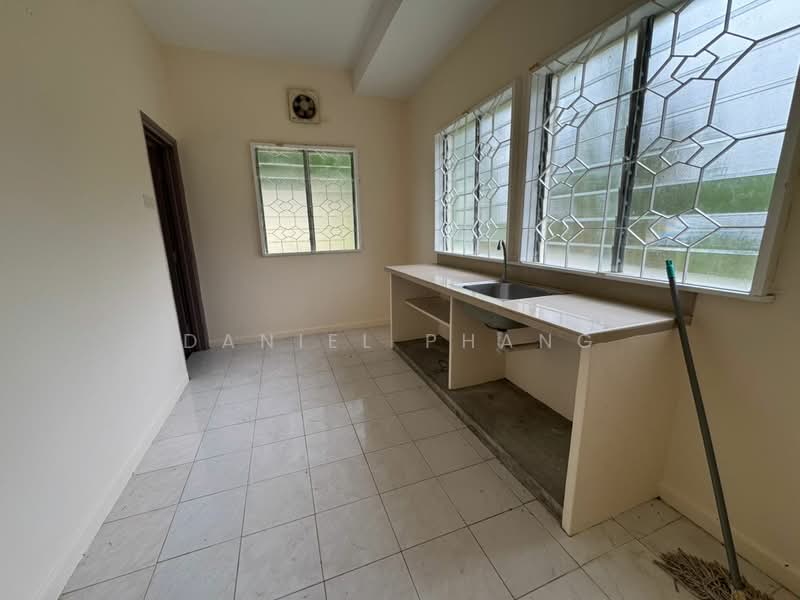 Shop / Office for Rent in Tanjung Bungah (Penang) - Daniel Phang - Kitchen - PropertyGuru.com.my
