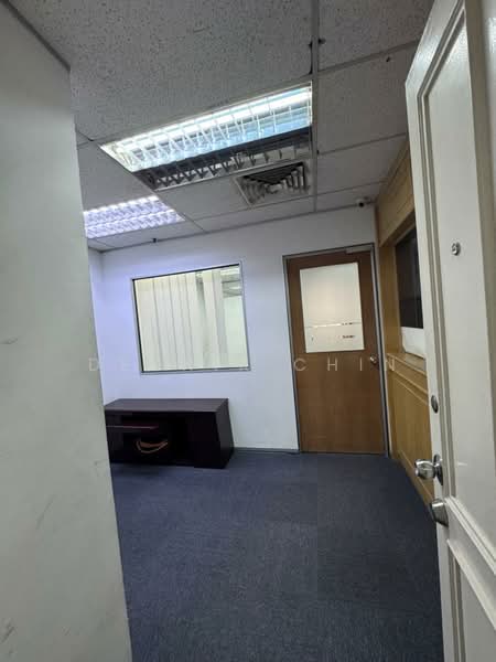 Pejabat untuk Disewa di KLCC (KL City Centre) - Dennix Chin - Interior - PropertyGuru.com.my