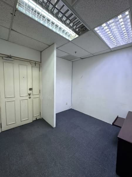 Pejabat untuk Disewa di KLCC (KL City Centre) - Dennix Chin - Interior - PropertyGuru.com.my