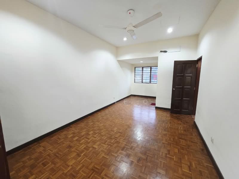 Rumah Teres 2 Tingkat untuk Dijual di Taman Midah (Cheras) - Frankie Ong - Living Room - PropertyGuru.com.my