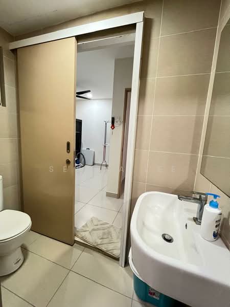 Servis Apartment untuk Disewa di Maisson - Serena Lee - Bathroom - PropertyGuru.com.my