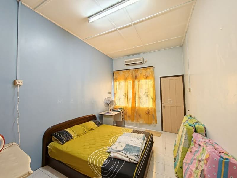 Rumah Teres 2 Tingkat untuk Dijual di Taman Ipoh Timur (Ipoh) - Marcus Seng - Bedroom - PropertyGuru.com.my