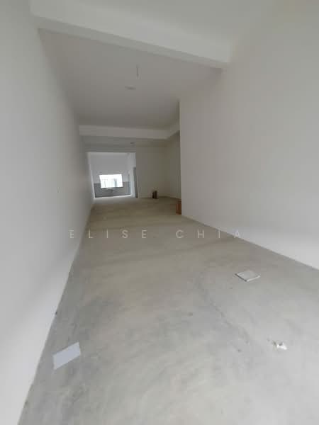 Shop / Office for Rent in Austin Crest (Johor Bahru) - Elise Chia - Interior - PropertyGuru.com.my