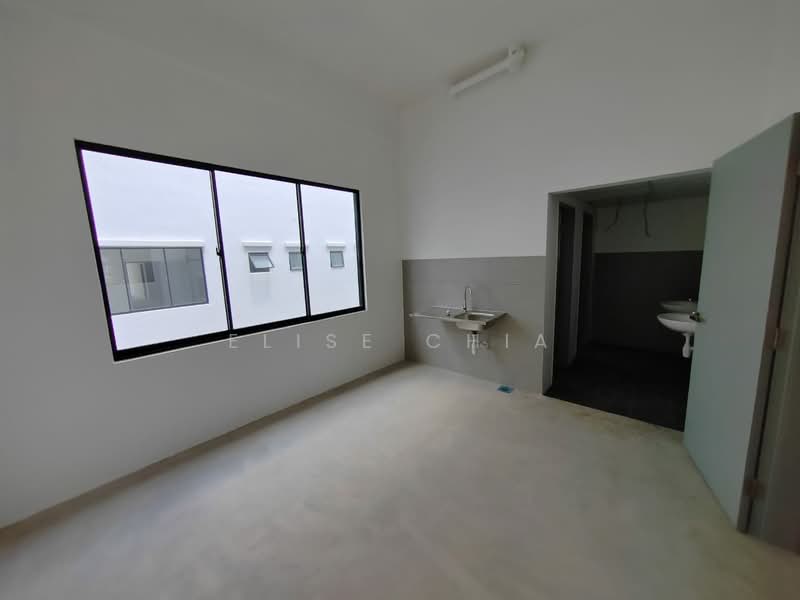 Shop / Office for Rent in Austin Crest (Johor Bahru) - Elise Chia - Interior - PropertyGuru.com.my