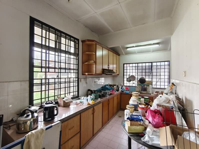 Rumah Teres 1-Tingkat untuk Dijual di Taman Sutera (Johor Bahru) - Karl Lim - Kitchen - PropertyGuru.com.my
