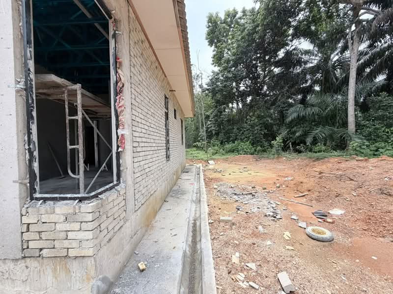 Rumah Banglo untuk Dijual di Labok (Kelantan) - Nabila Nazori - Exterior - PropertyGuru.com.my