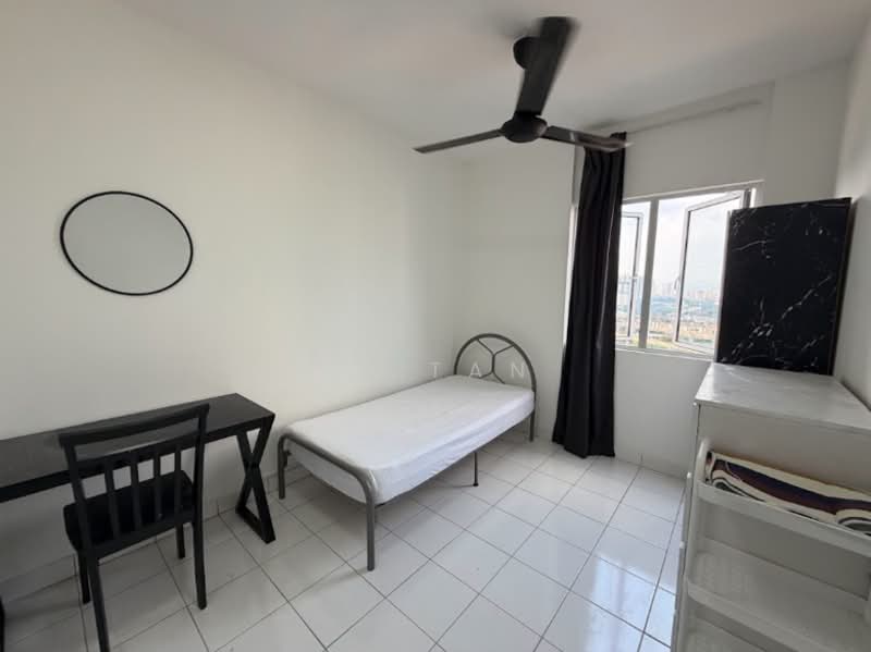 Pangsapuri untuk Disewa di Lily Apartment @ Kuchai Lama - YP Tan - Bedroom - PropertyGuru.com.my