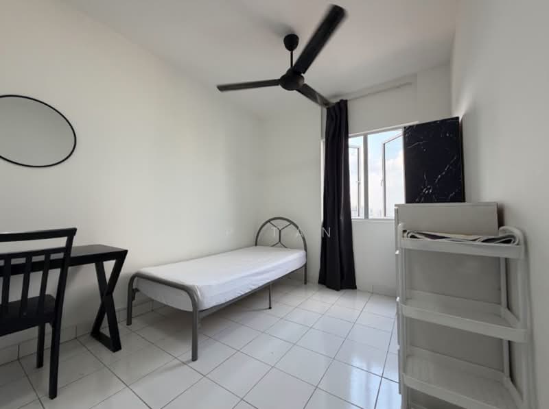 Pangsapuri untuk Disewa di Lily Apartment @ Kuchai Lama - YP Tan - Bedroom - PropertyGuru.com.my