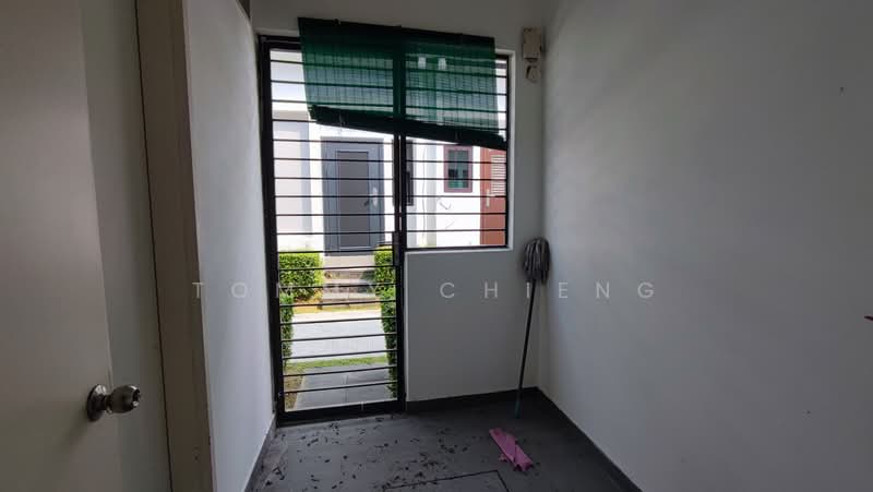 2-storey Terraced House for Rent in Eco Majestic (Semenyih) - TOMMY CHIENG - Entrance - PropertyGuru.com.my