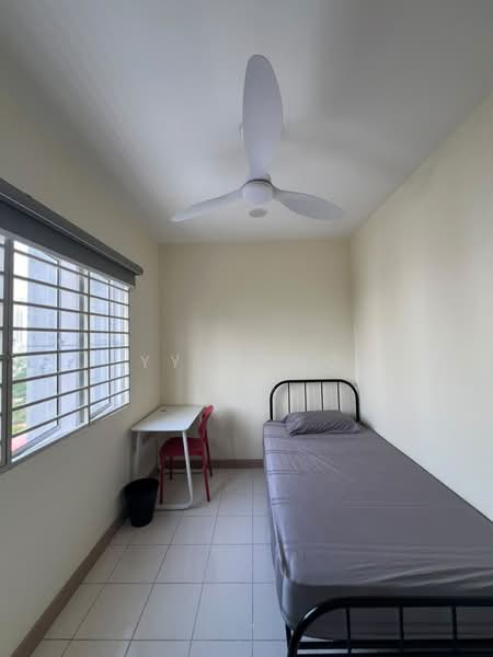 Kondominium untuk Disewa di Casa Idaman - YY Wong - Bedroom - PropertyGuru.com.my