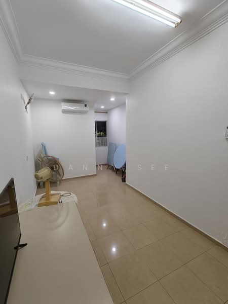 Rumah Teres 2-Tingkat untuk Dijual di Taman Pelangi (Johor Bahru) - Danny See - Living Room - PropertyGuru.com.my