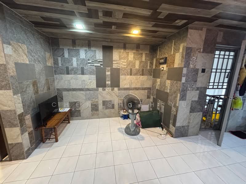 Apartment for Sale at Sri Awana Townhouse - Chen Shieh Yu - Living Room - PropertyGuru.com.my