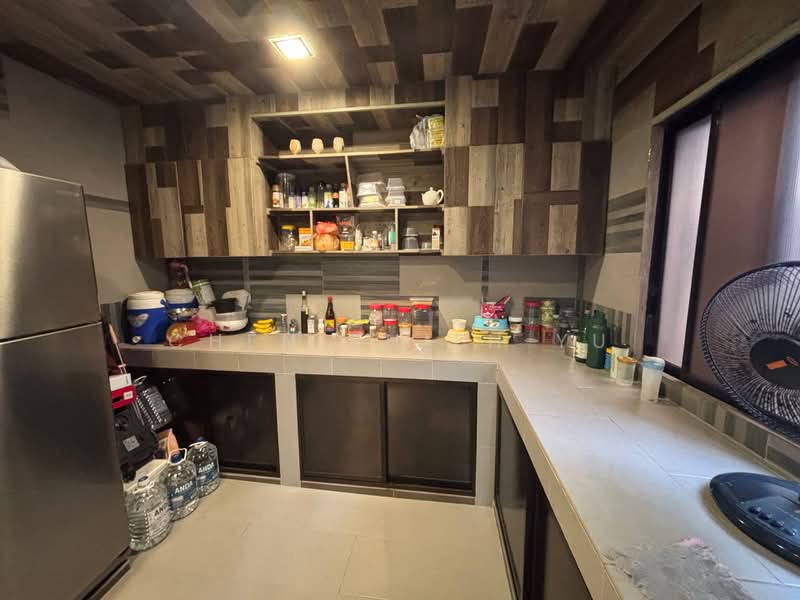 Apartment for Sale at Sri Awana Townhouse - Chen Shieh Yu - Kitchen - PropertyGuru.com.my