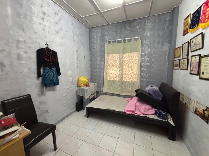 Apartment for Sale at Sri Awana Townhouse - Chen Shieh Yu - Bedroom - PropertyGuru.com.my