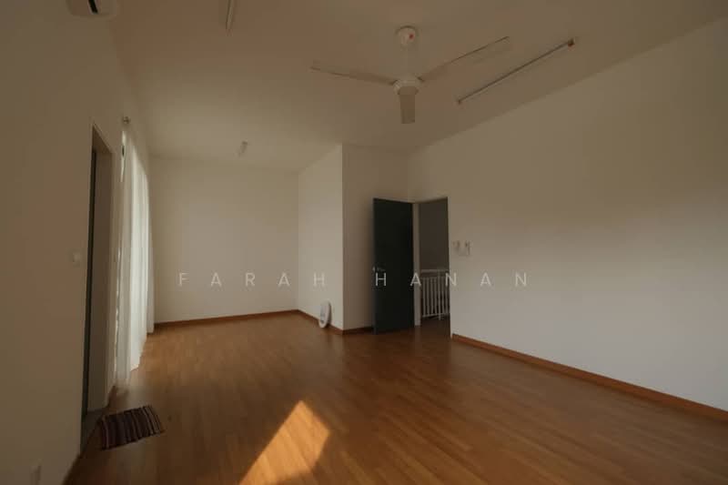 Townhouse for Rent in Sepang (Selangor) - Farah Hanan - Living Room - PropertyGuru.com.my