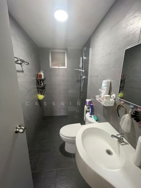 Kondominium untuk Disewa di Platinum OUG Residence - Cassnin Lee - Bathroom - PropertyGuru.com.my