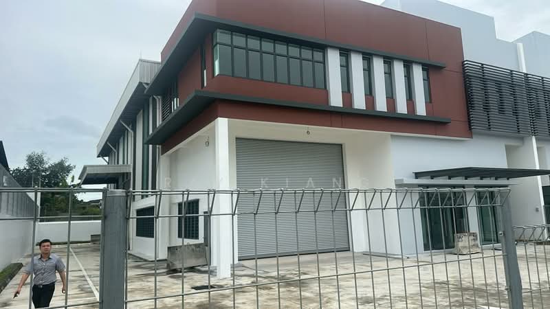 Kilang untuk Disewa di Taman Desa Cemerlang (Ulu Tiram) - Ray Kiang - Exterior - PropertyGuru.com.my