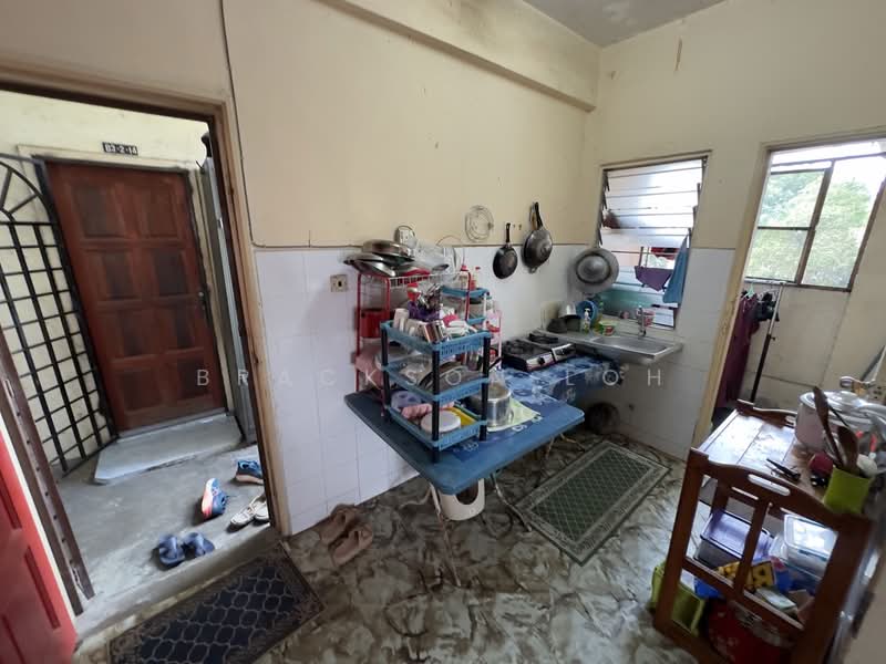 Apartment for Sale at Seri Ayu Apartment - Brackson Loh - Kitchen - PropertyGuru.com.my