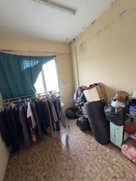 Apartment for Sale at Seri Ayu Apartment - Brackson Loh - Bedroom - PropertyGuru.com.my