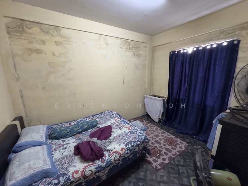 Apartment for Sale at Seri Ayu Apartment - Brackson Loh - Bedroom - PropertyGuru.com.my
