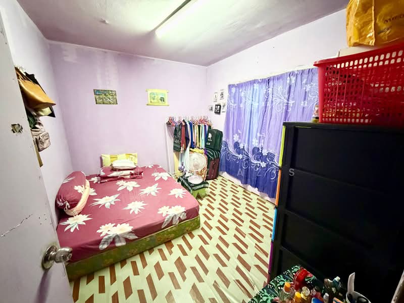 Rumah Flat untuk Dijual di Flat Tasek 64 - ALHAFIZ AZIS - Bedroom - PropertyGuru.com.my