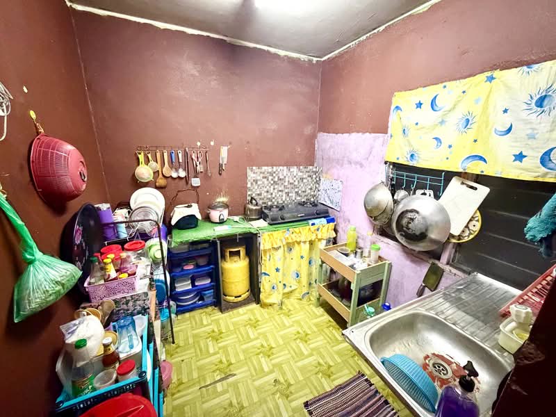 Rumah Flat untuk Dijual di Flat Tasek 64 - ALHAFIZ AZIS - Kitchen - PropertyGuru.com.my