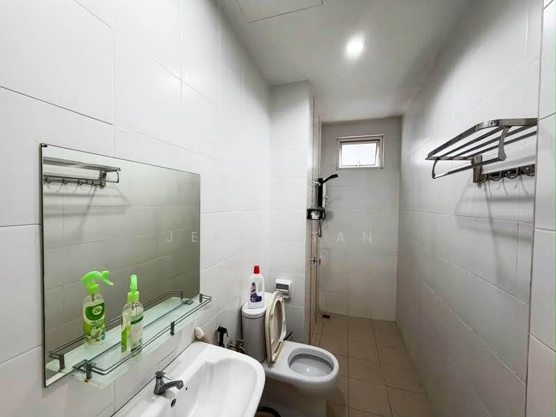 Condominium for Rent at Fiera Vista - Jerry Tan - Bathroom - PropertyGuru.com.my