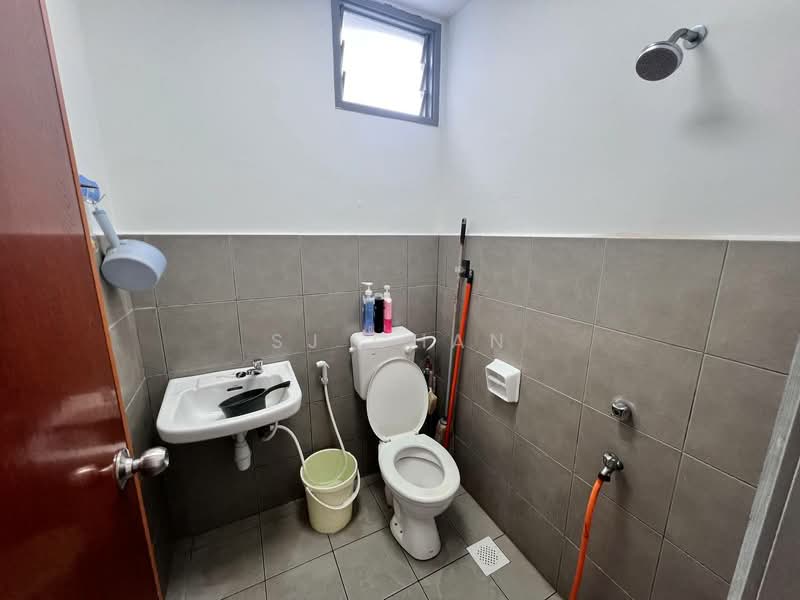 Rumah Bandar untuk Disewa di Taman Adda Heights (Tebrau) - SJ CHAN - Bathroom - PropertyGuru.com.my