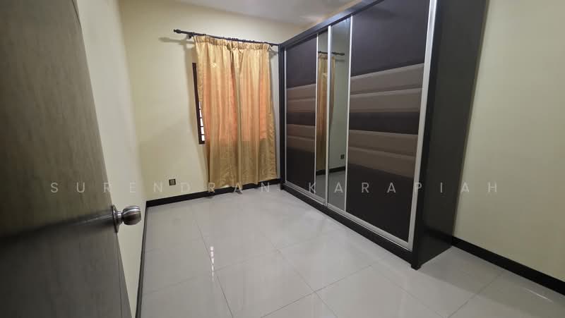 Pangsapuri untuk Disewa di Desa Idaman Residences - Surendran Karapiah - Bedroom - PropertyGuru.com.my