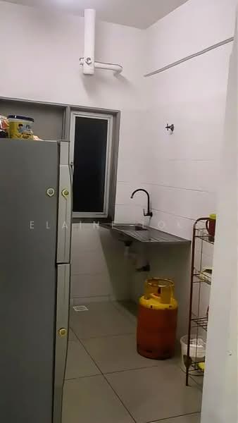 Service Residence for Sale at Silk Residence - Elaine Loke - Kitchen - PropertyGuru.com.my