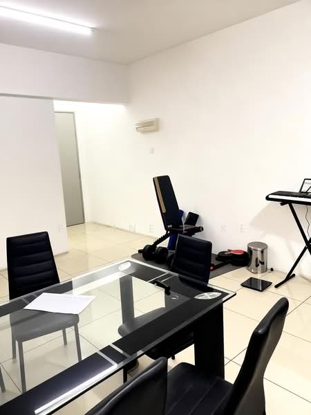 Service Residence for Sale at Silk Residence - Elaine Loke - Interior - PropertyGuru.com.my