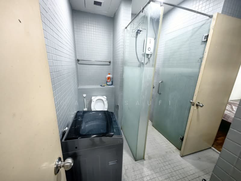 Kondominium untuk Disewa di 10 Semantan Suites - Hafiz Saufi - Bathroom - PropertyGuru.com.my