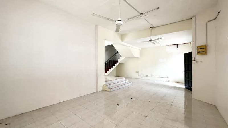 Semi-Detached House for Rent in Bandar Putra Permai (Seri Kembangan) - Sasha Goh - Interior - PropertyGuru.com.my