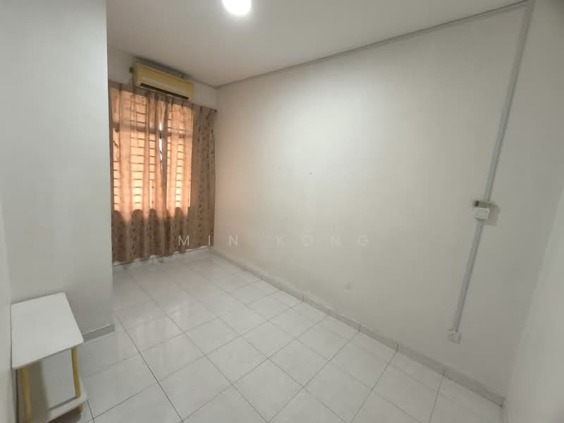 Rumah Teres 2-Tingkat untuk Disewa di Taman Setia Indah (Tebrau) - Min Kong - Interior - PropertyGuru.com.my