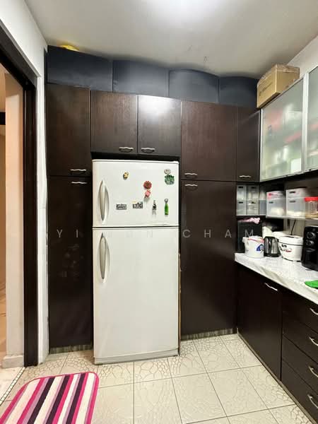 Pangsapuri untuk Dijual di Seri Puri - Yi Jun Cham - Kitchen - PropertyGuru.com.my