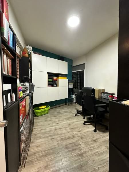 Pangsapuri untuk Dijual di Seri Puri - Yi Jun Cham - Study - PropertyGuru.com.my