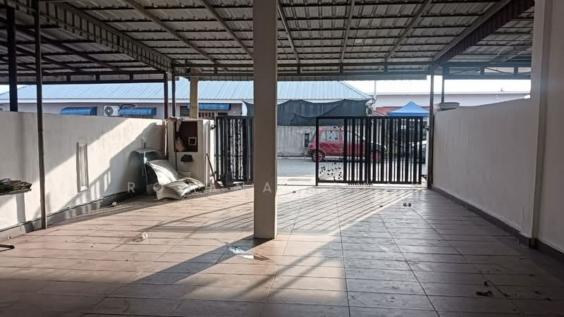 1-storey Terraced House for Sale in Klang (Selangor) - Rohana Ishak - PropertyGuru.com.my