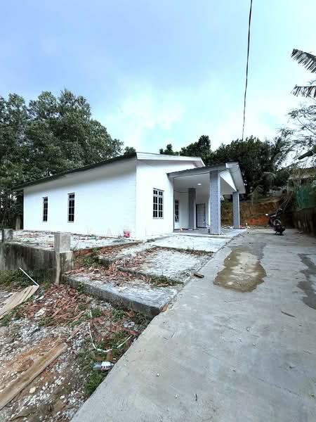 Bungalow House untuk Dijual di Taman Kempas Baru (Tampoi) - Karl Lim - PropertyGuru.com.my