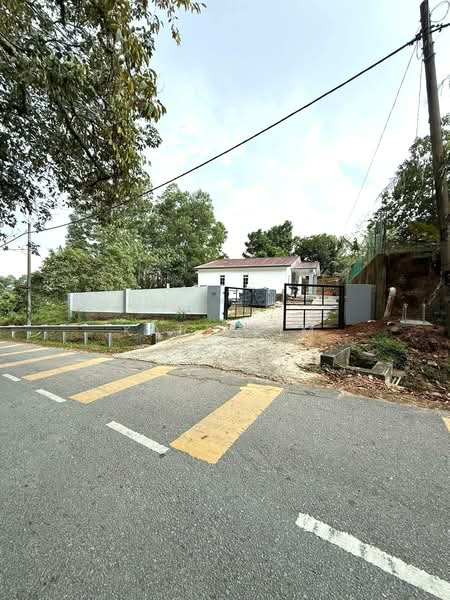 Bungalow House untuk Dijual di Taman Kempas Baru (Tampoi) - Karl Lim - Exterior - PropertyGuru.com.my