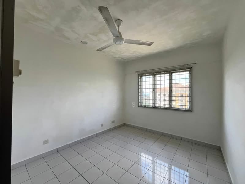 Pangsapuri untuk Disewa di Pangsapuri Persiaran Tanjung - Chloe Shum - Interior - PropertyGuru.com.my