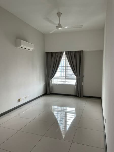 Service Residence for Sale at Tiara Mutiara 2 - David Lai - Interior - PropertyGuru.com.my