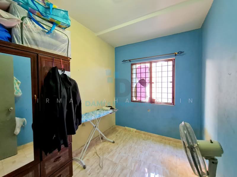Pangsapuri untuk Dijual di Mesra Prima - Irmantaha Tamin - Bedroom - PropertyGuru.com.my