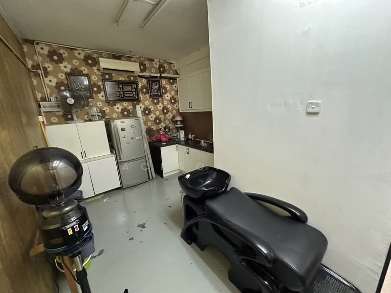 Shop / Office for Sale in Klang (Selangor) - Brackson Loh - Interior - PropertyGuru.com.my