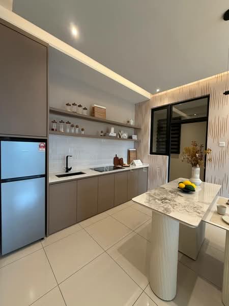 Apartment for Sale at R&F Princess Cove Phase 3-New Casa Suites - Sean Lee - Kitchen - PropertyGuru.com.my