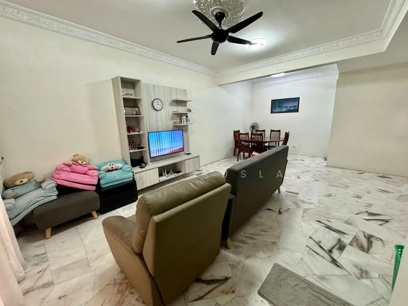 Rumah Teres 2-Tingkat untuk Dijual di Taman Universiti (Bangi) - Tasya Ruslan - PropertyGuru.com.my
