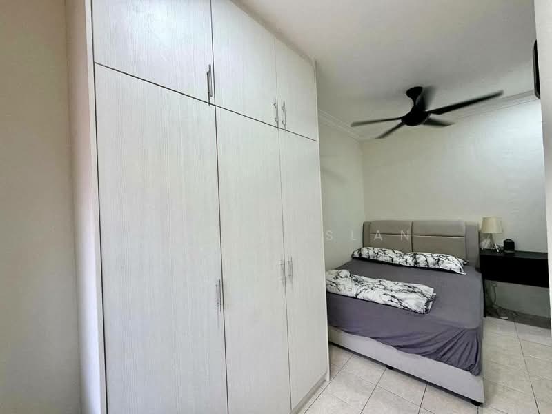 Rumah Teres 2-Tingkat untuk Dijual di Taman Universiti (Bangi) - Tasya Ruslan - PropertyGuru.com.my