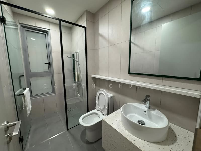 Kediaman Servis untuk Dijual di The Meg Serviced Residence - Carson Chuah - Bathroom - PropertyGuru.com.my